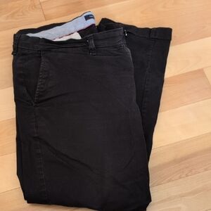 Tommy Hilfiger Men's Dark Brown Chinos